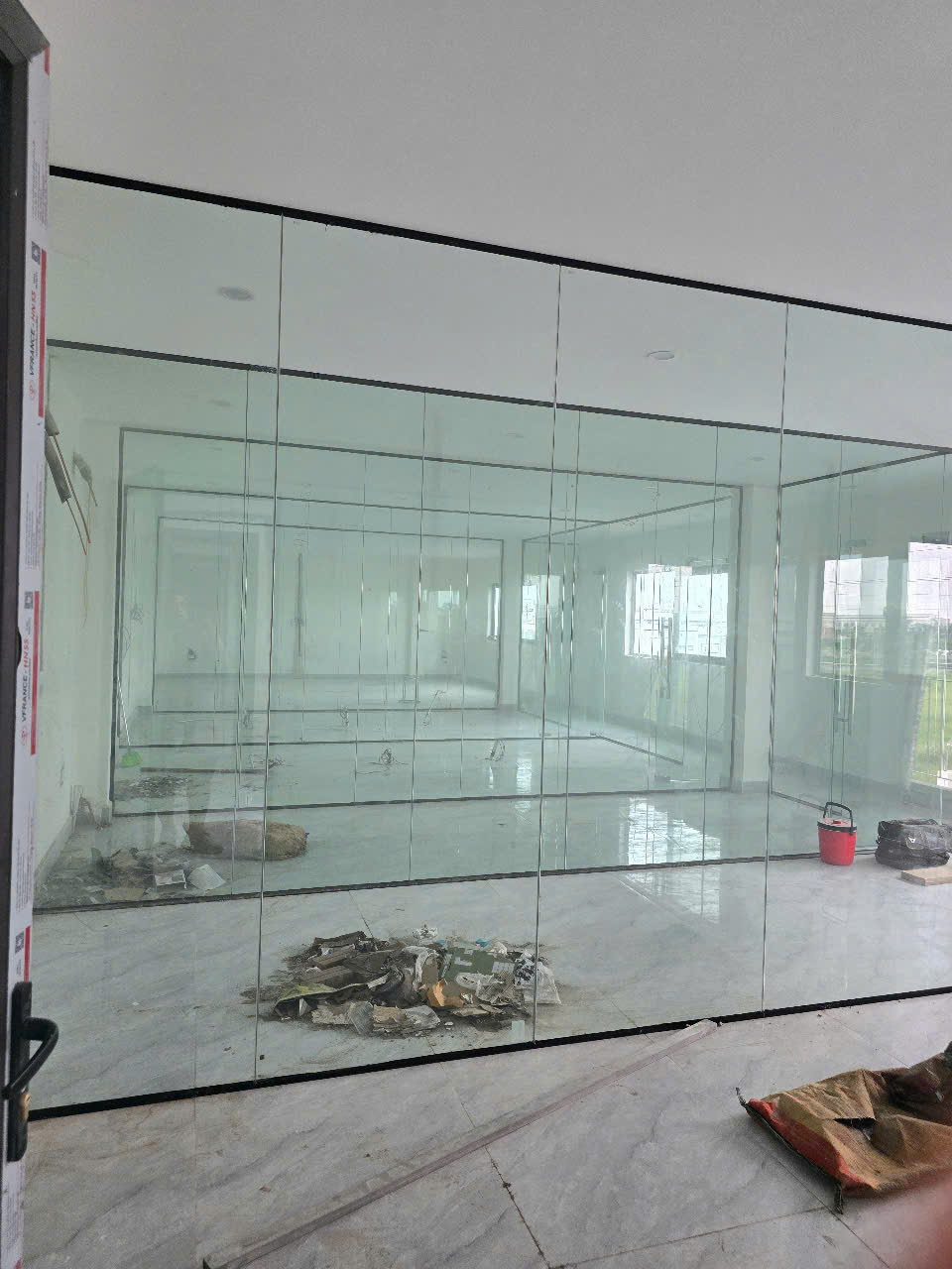 Kính cường lực